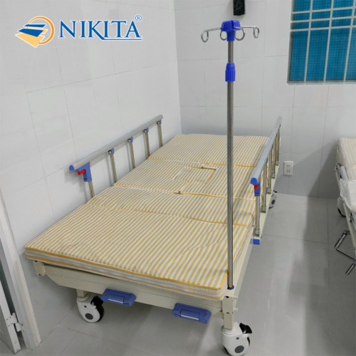 hình ảnh thực tế giường y tế DCN03